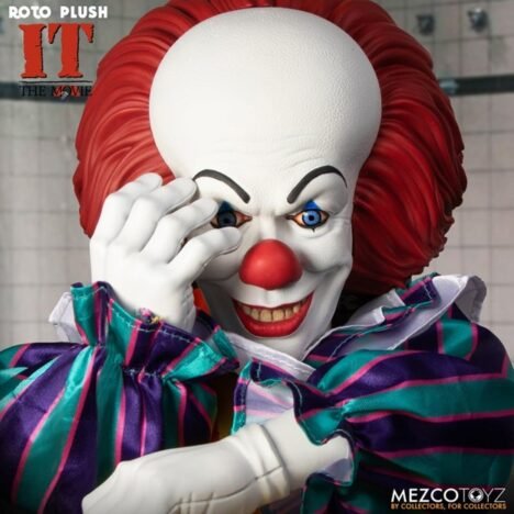 IT (1990) - 18" Pennywise Roto Plush Doll - Image 4